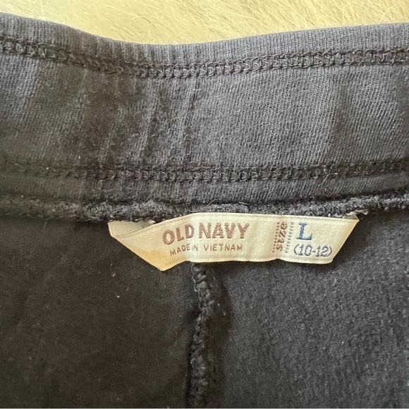 OLD NAVY Skater Scooter Skort L Black Ruffled - Picture 3 of 7